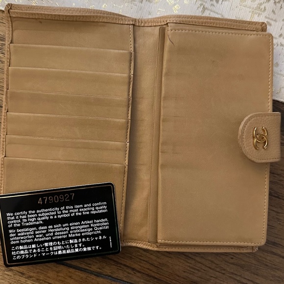 Chanel Tan Wallet w/Coin Purse - Picture 12 of 17